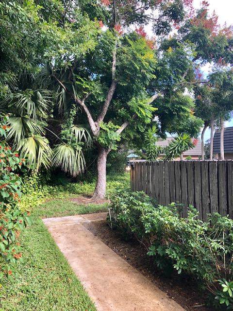 4603 46th Way - Photo 1