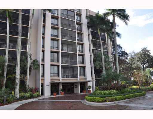 7754 Lakeside Boulevard - Photo 1