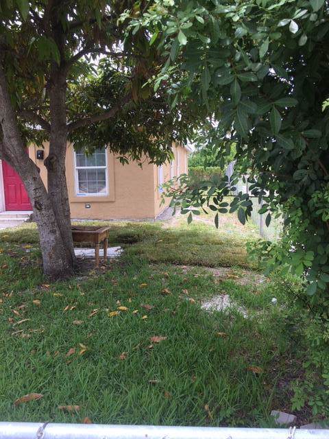 3609 Windsor Avenue - Photo 1
