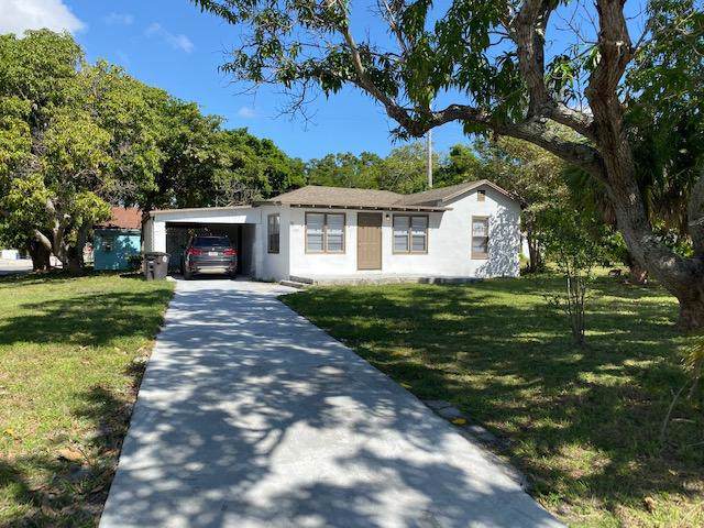 739 52nd Street - Photo 1