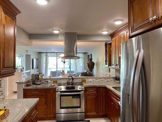 2850 Forest Hills Boulevard - Photo 1