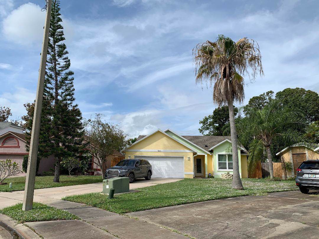 1560 Clover Circle - Photo 1