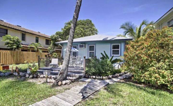 109 Palmway - Photo 1