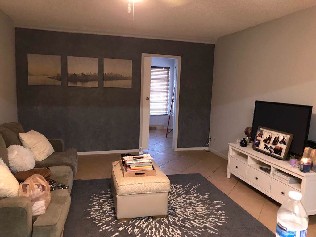 760 Se 2nd Ave - Photo 1