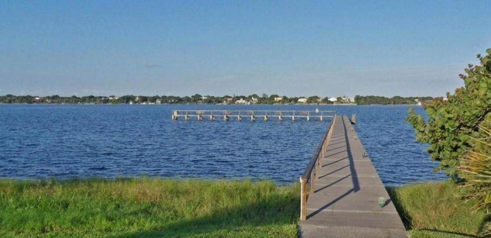 1800 Saint Lucie Boulevard - Photo 1