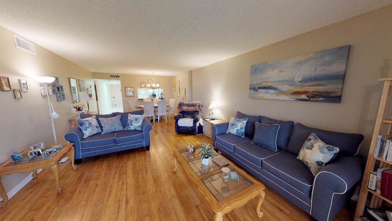 4734 Lucerne Lakes Blvd - Photo 1 4734 Lucerne Lakes Blvd - Photo 1