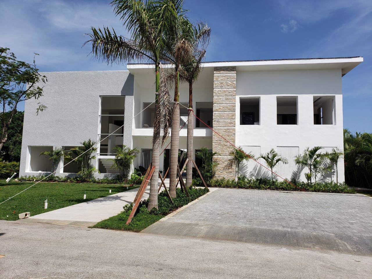 135 Los Cocos - Photo 1