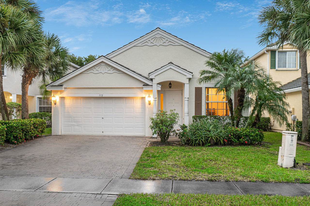 112 Lancaster Way - Photo 1