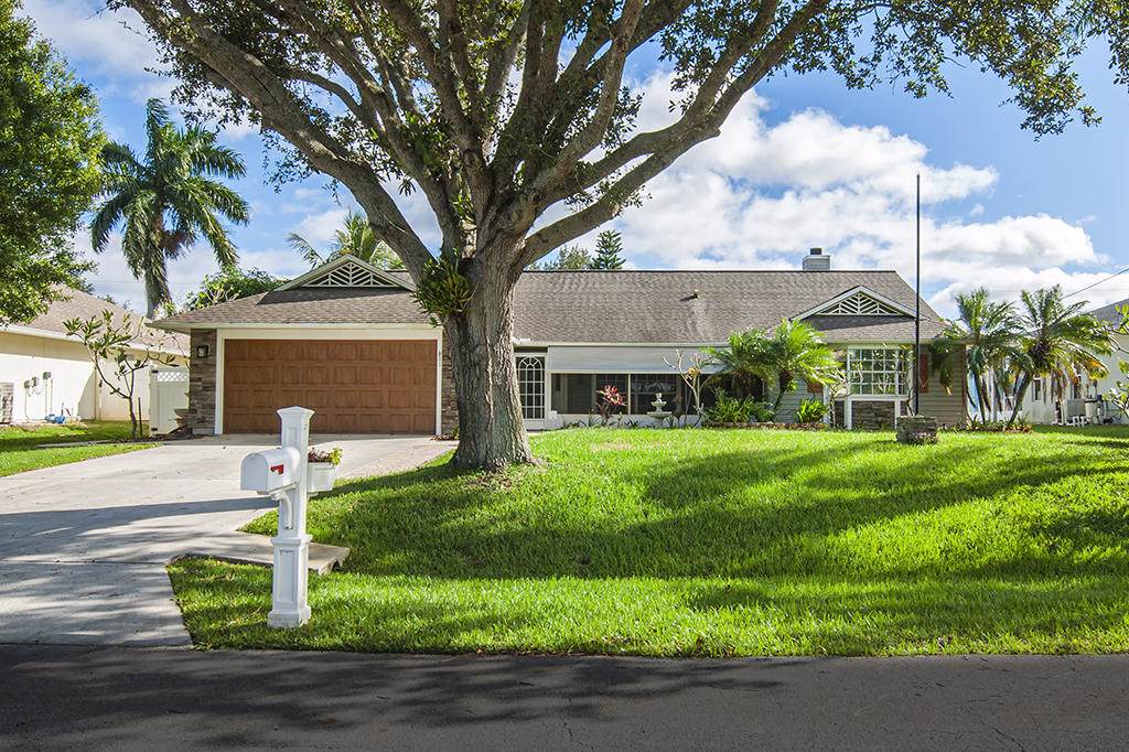 831 Blossom Drive - Photo 1