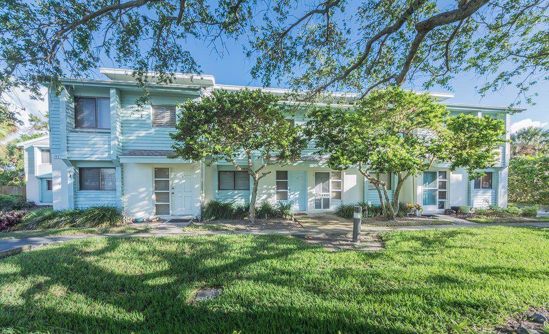 917 Coquina Lane - Photo 1