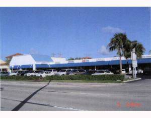 885 6 Avenue - Photo 1