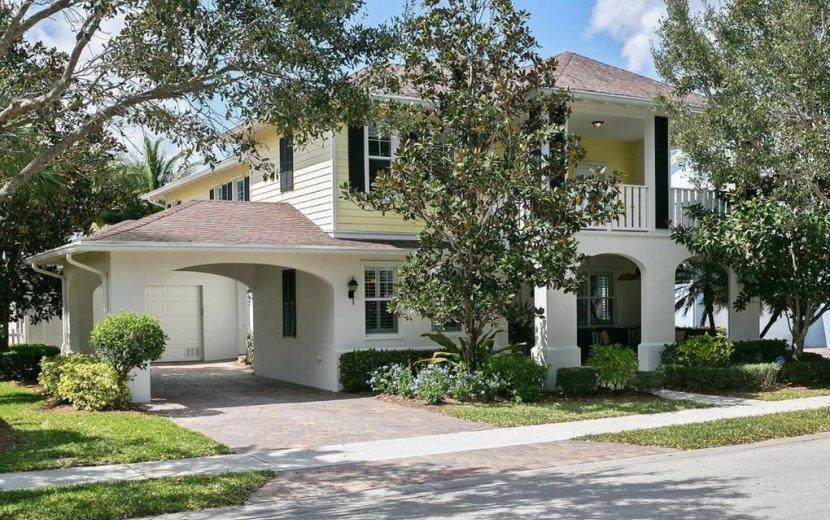 218 Caravelle Drive - Photo 1