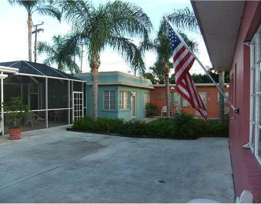 127 Blue Heron Boulevard - Photo 1