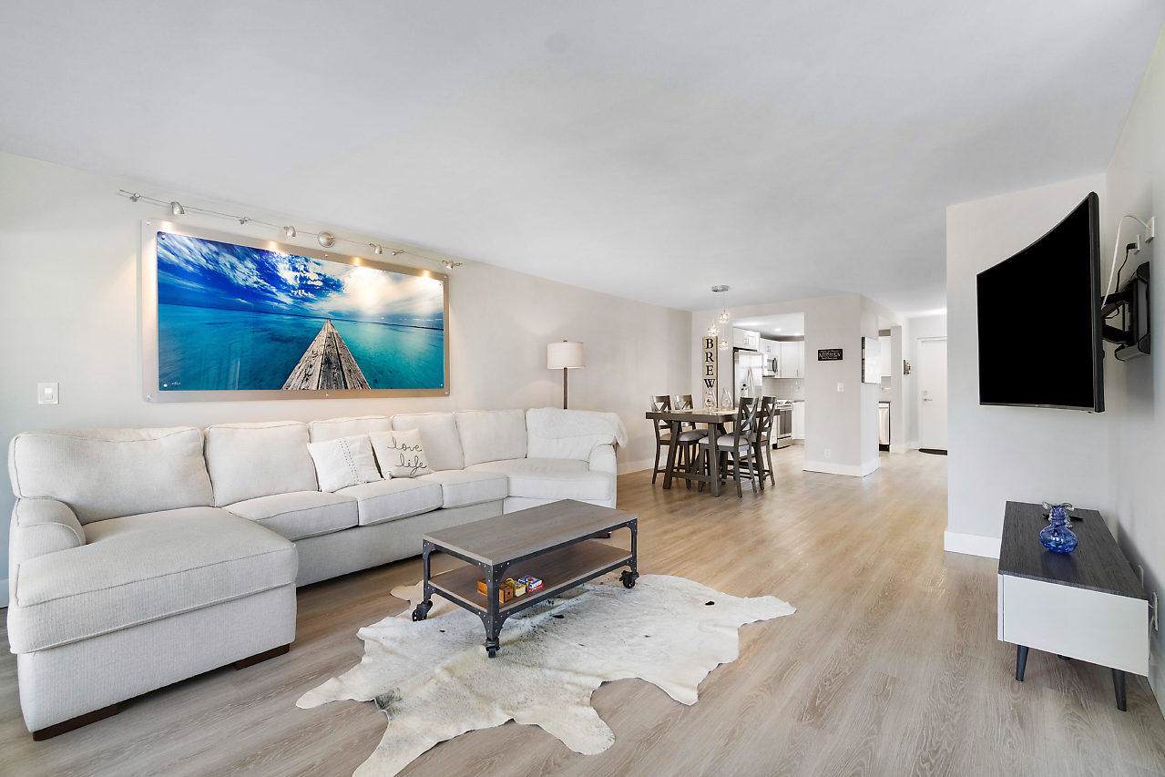 3114 Ocean Boulevard - Photo 1