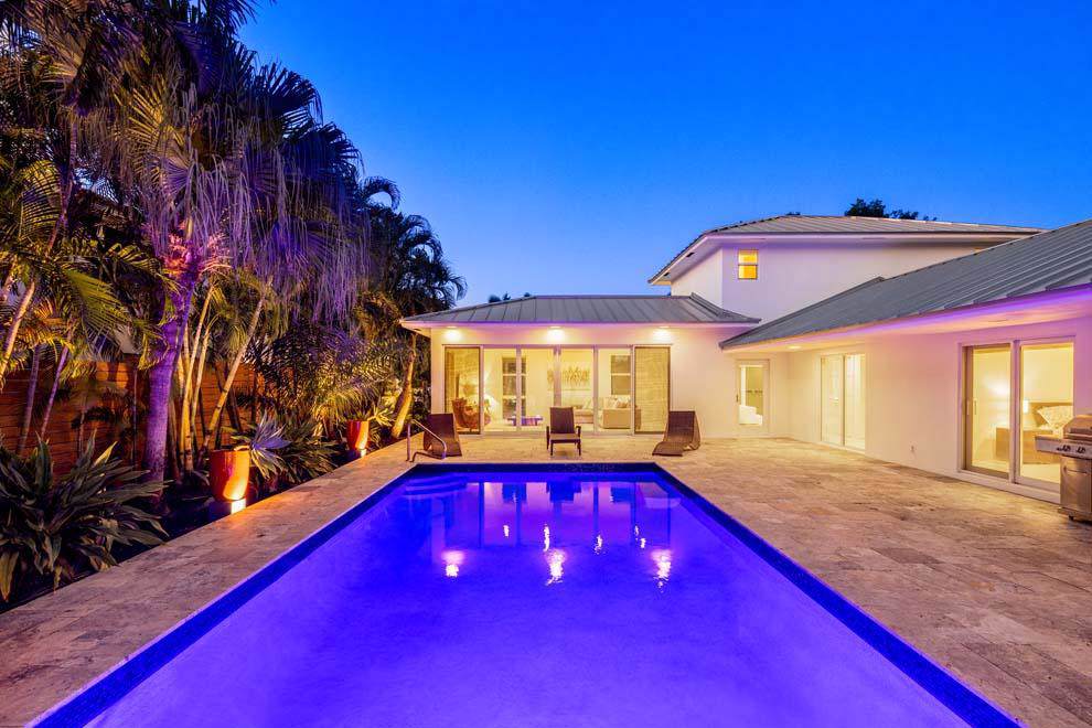 1033 Rhodes Villa Avenue - Photo 1