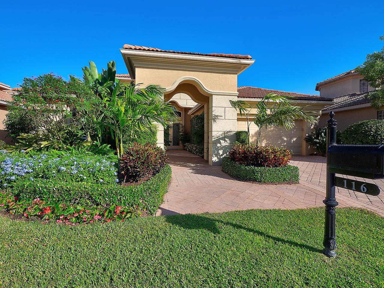 116 Sunesta Cove Drive - Photo 1