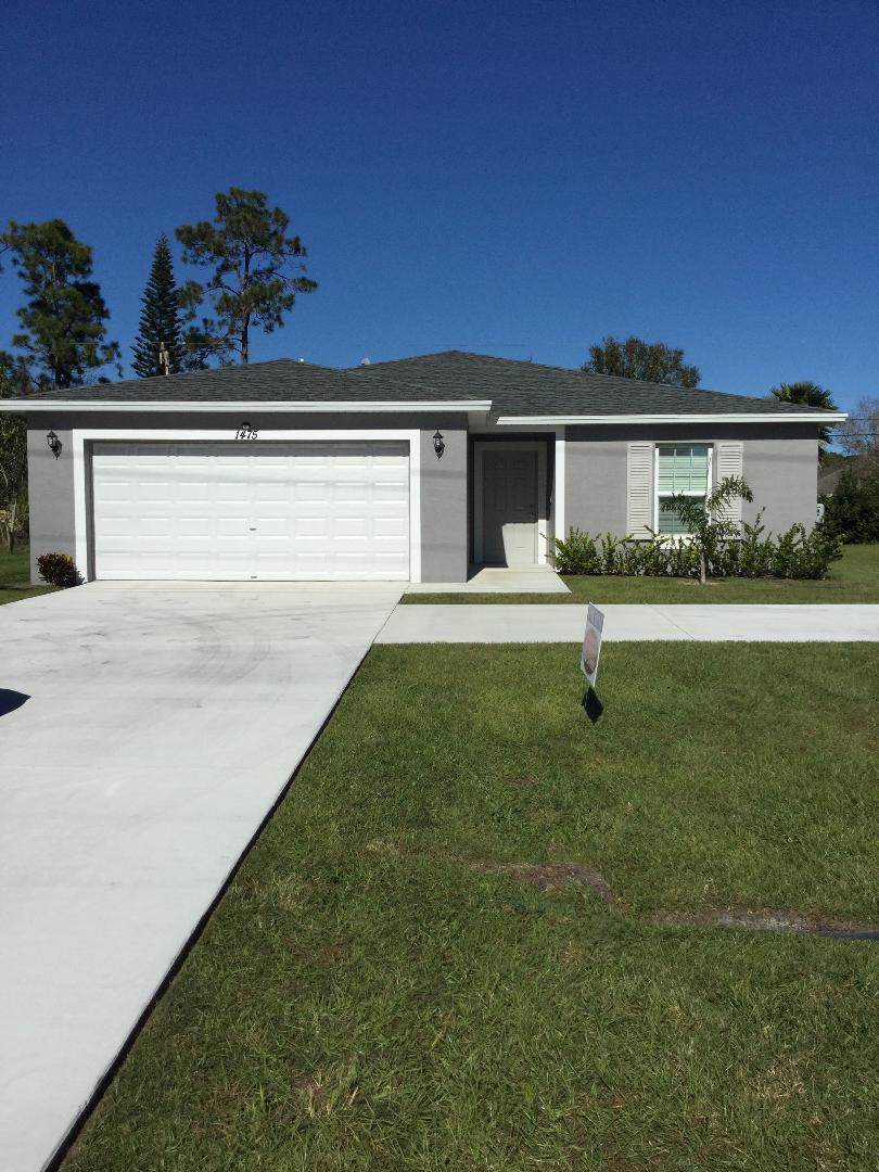 1475 Del Rio Boulevard - Photo 1