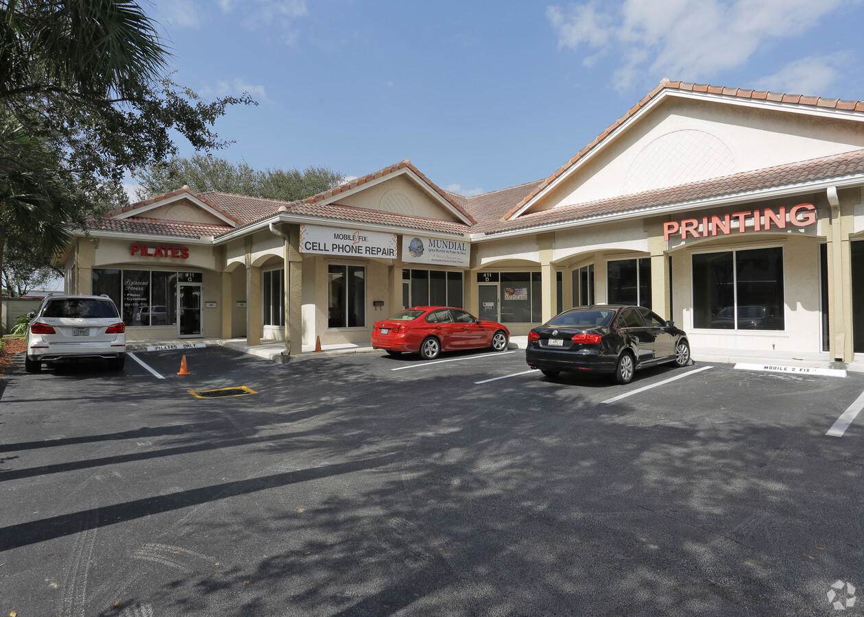 411 Federal Highway - Photo 1