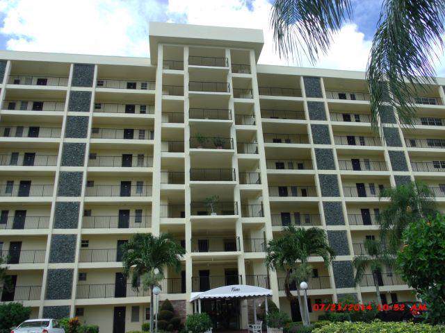 3100 Palm Aire Drive - Photo 1