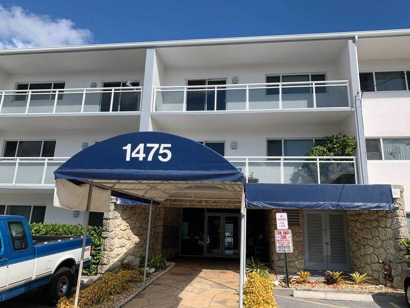 1475 15th Street - Photo 1