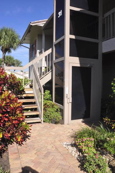 31 Eastgate Drive - Photo 1