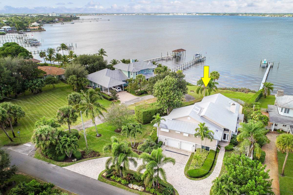 1401 Riverside Drive - Photo 1