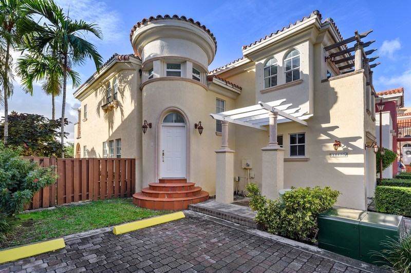18430 30th Avenue - Photo 1