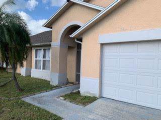 1749 Blockton Avenue - Photo 1