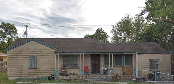 5830 62nd Street - Photo 1
