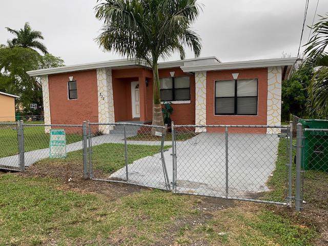 230 10th Avenue - Photo 1