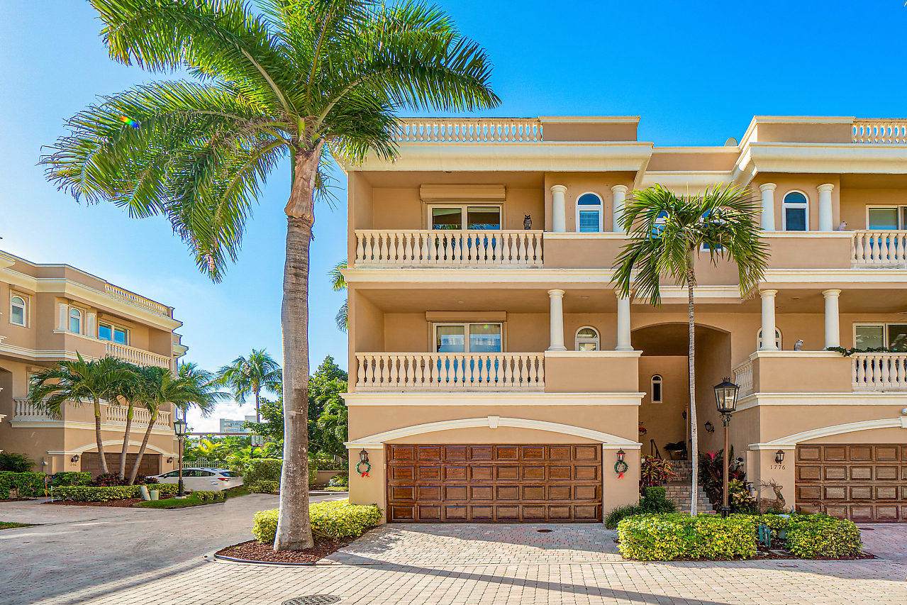 1774 Bay Drive - Photo 1