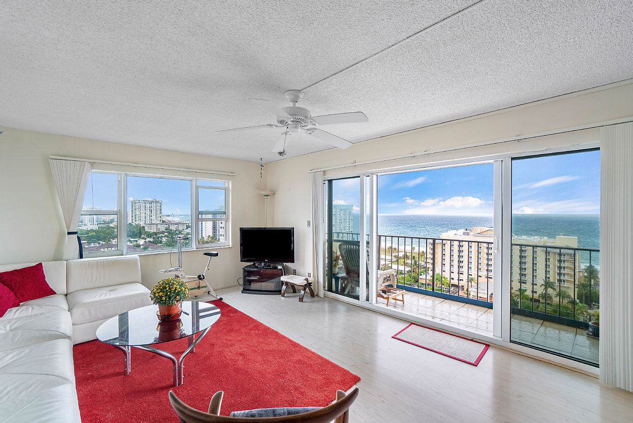 1200 Hibiscus Avenue - Photo 1