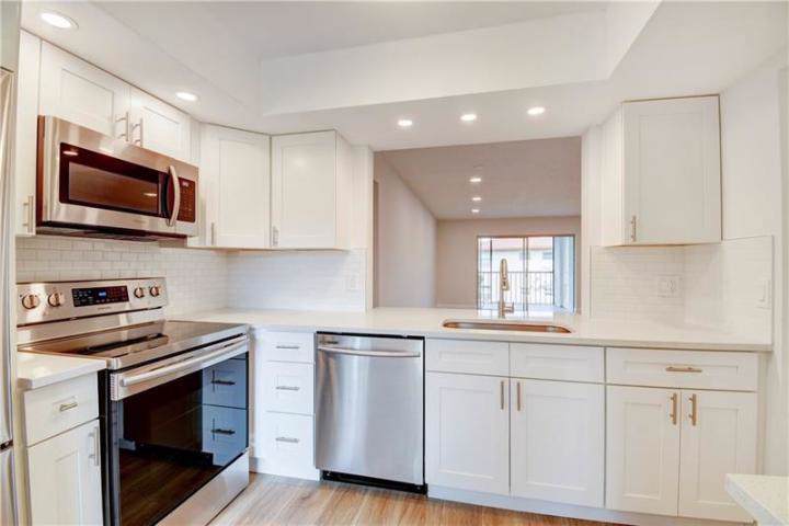 21 Abbey Lane - Photo 1