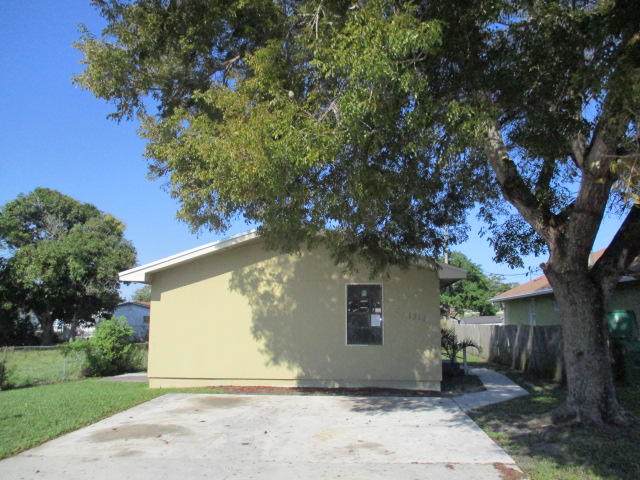 1316 32nd Street - Photo 1 1316 32nd Street - Photo 1