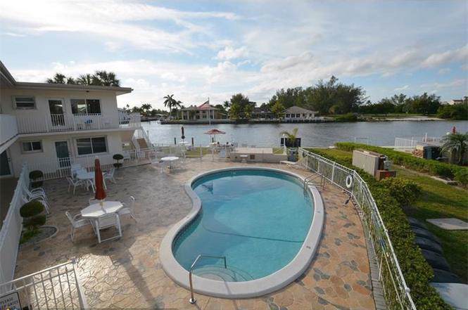 999 Riverside Drive - Photo 1