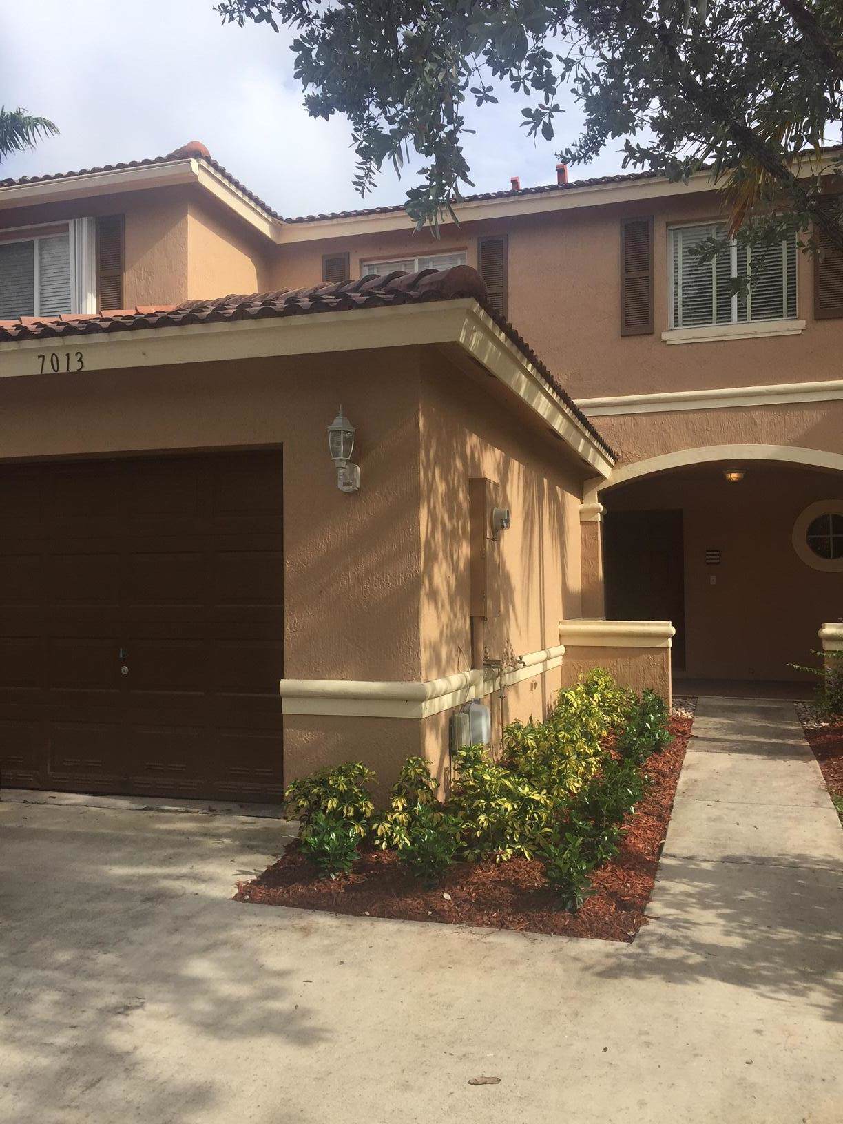 7013 Hawks Nest Terrace - Photo 1