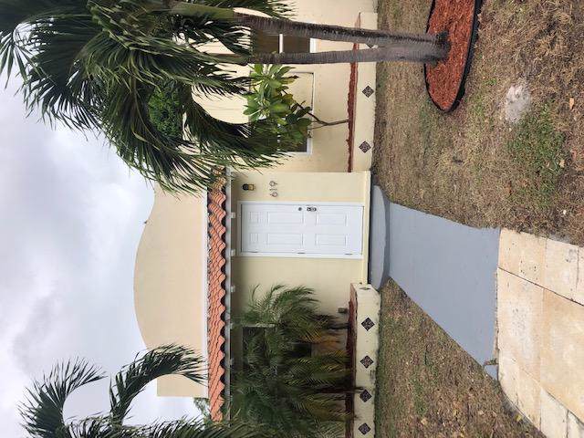 619 51 Street - Photo 1
