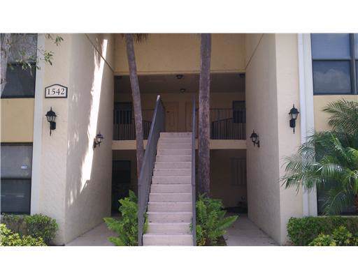 1542 Lake Crystal Drive - Photo 1