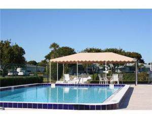 7259 Oakridge Circle - Photo 1
