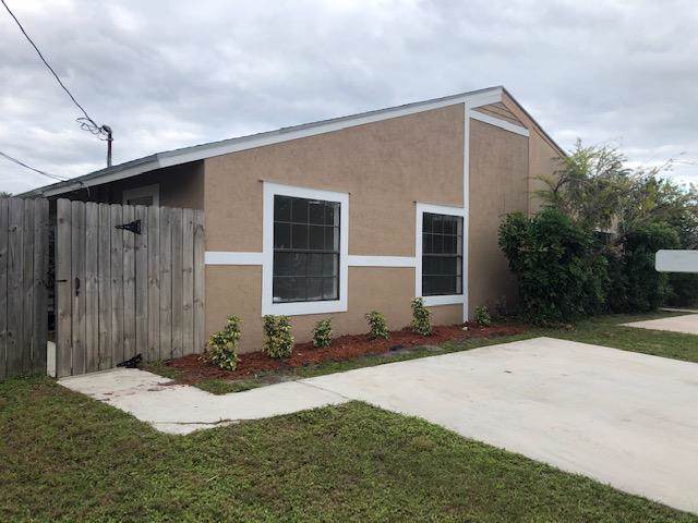 5128 Primrose Way - Photo 1