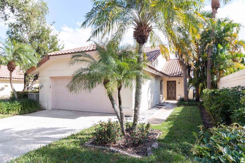 2960 Burgoyne Lane - Photo 1