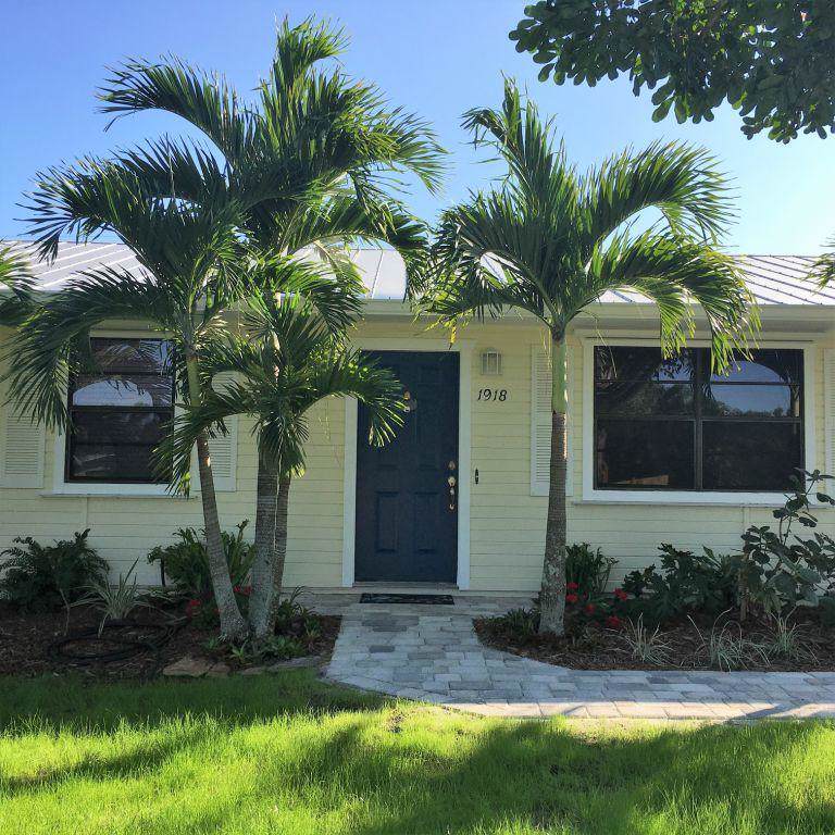 1918 Monroe Street - Photo 1