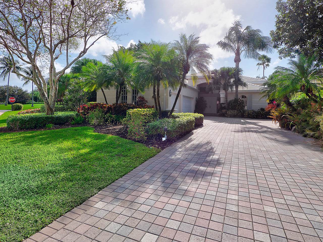 1101 Crystal Drive - Photo 1