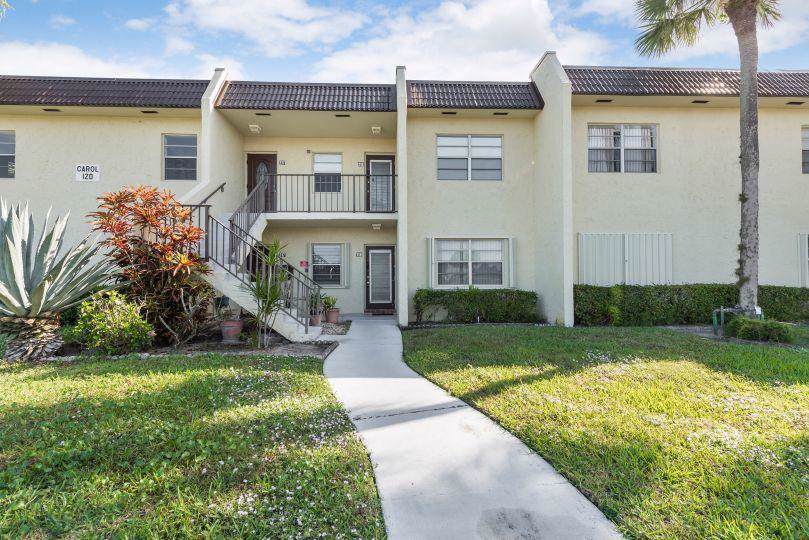 120 Lake Meryl Drive - Photo 1