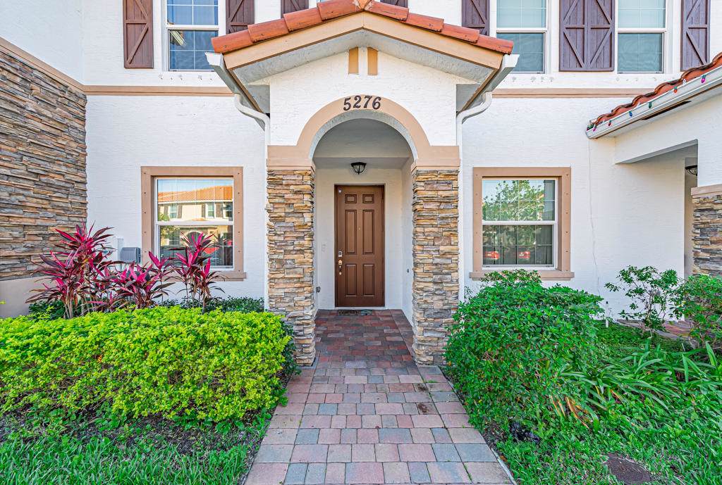 5276 Ashley River Road - Photo 1