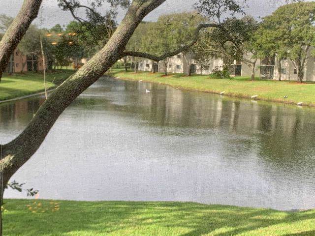 15461 Pembridge Drive - Photo 1