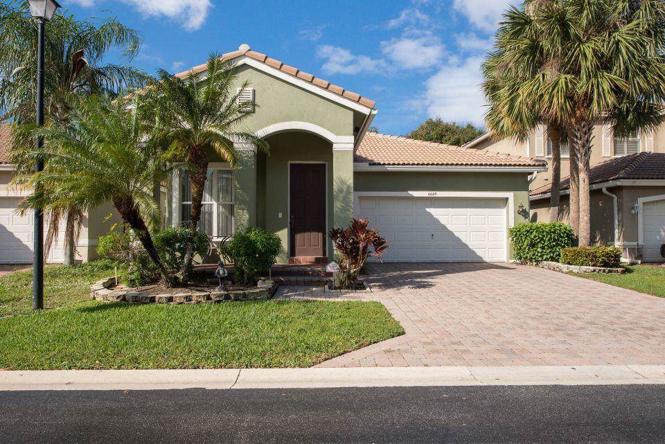 6689 Lurais Drive - Photo 1