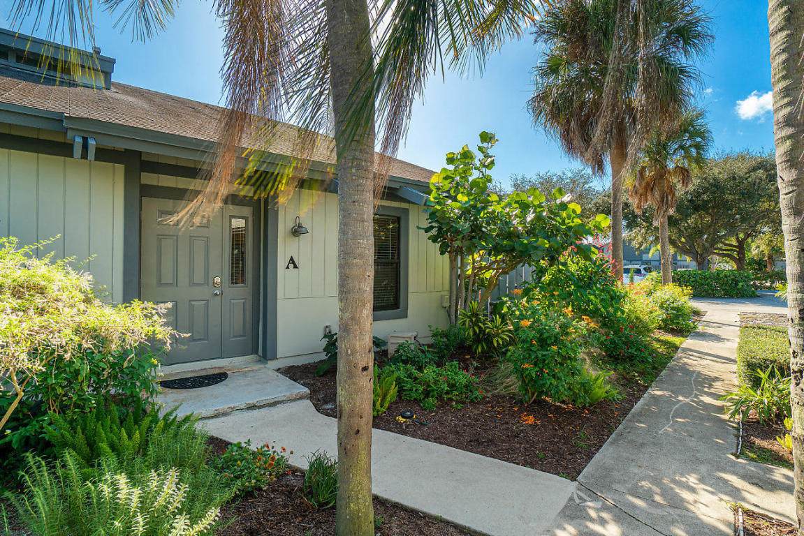422 Cypress Drive - Photo 1
