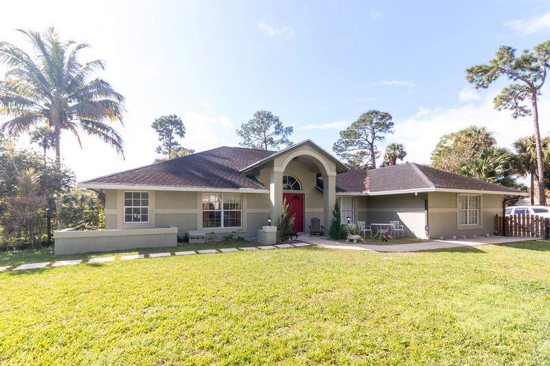 16844 68th Street - Photo 1