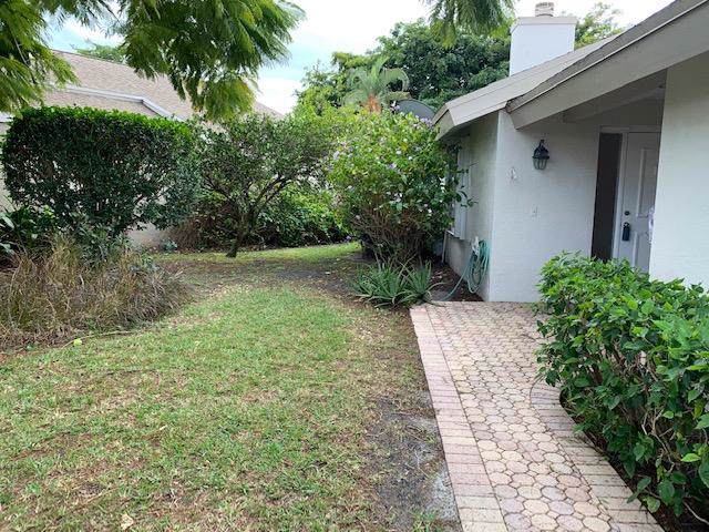 7510 Martinique Boulevard - Photo 1